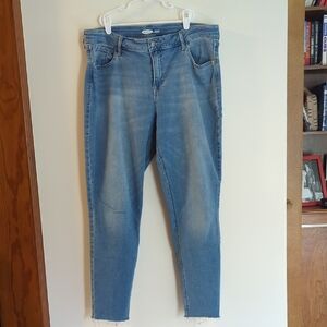 Old Navy Blue Ankle Cropped Jeans